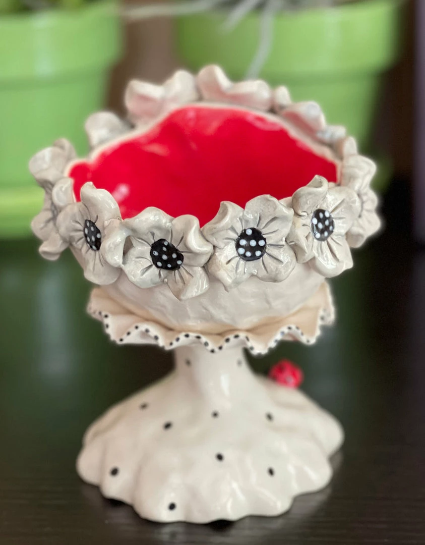 Teyros Lady Head Art Pottery Container, Daisy Ruff 4 Teyros Lady Head Art Pottery Container, Daisy Ruff